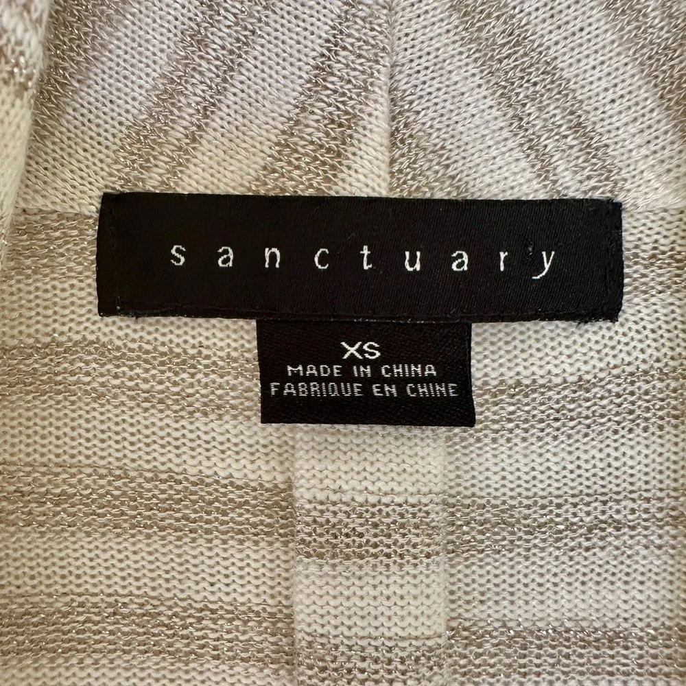 SANCTUARY, WOMENS, LIGHTWEIGHT, LONG SLEEVE TOP WITH DRAPE FRONT. SIZE XS - Picture 6 of 7